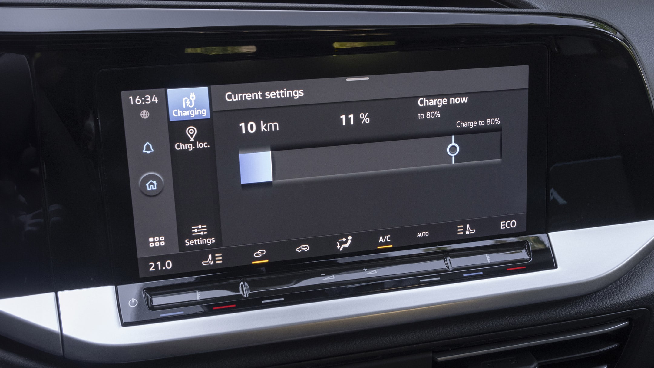 Ford Tourneo Connect Innenraum. Detailansicht Touchscreen.