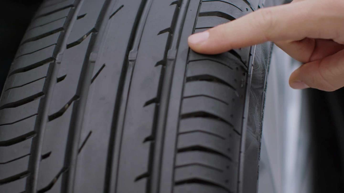 Wie Sie die Profiltiefe Ihrer Reifen richtig messen - Carmada -  Fuhrparkmanagement in der Cloud